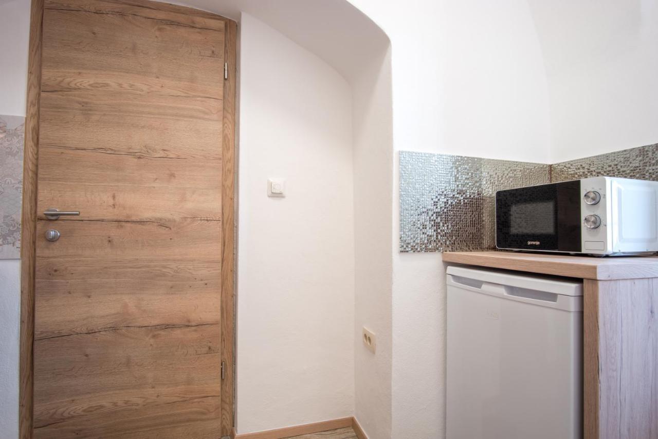 Vila Radolca Apartments & Rooms Радовлица Екстериор снимка