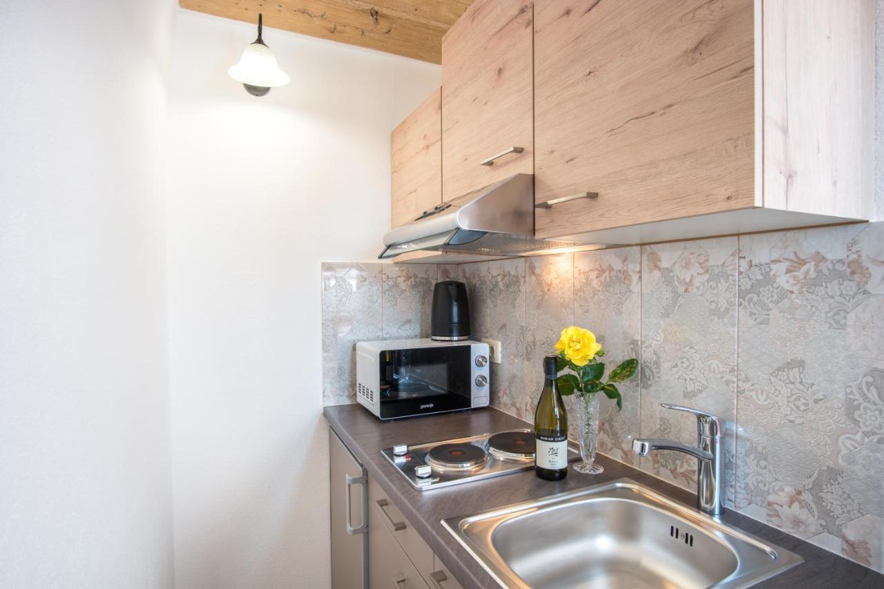Vila Radolca Apartments & Rooms Радовлица Екстериор снимка