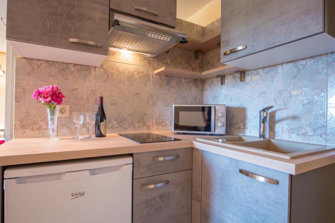 Vila Radolca Apartments & Rooms Радовлица Екстериор снимка